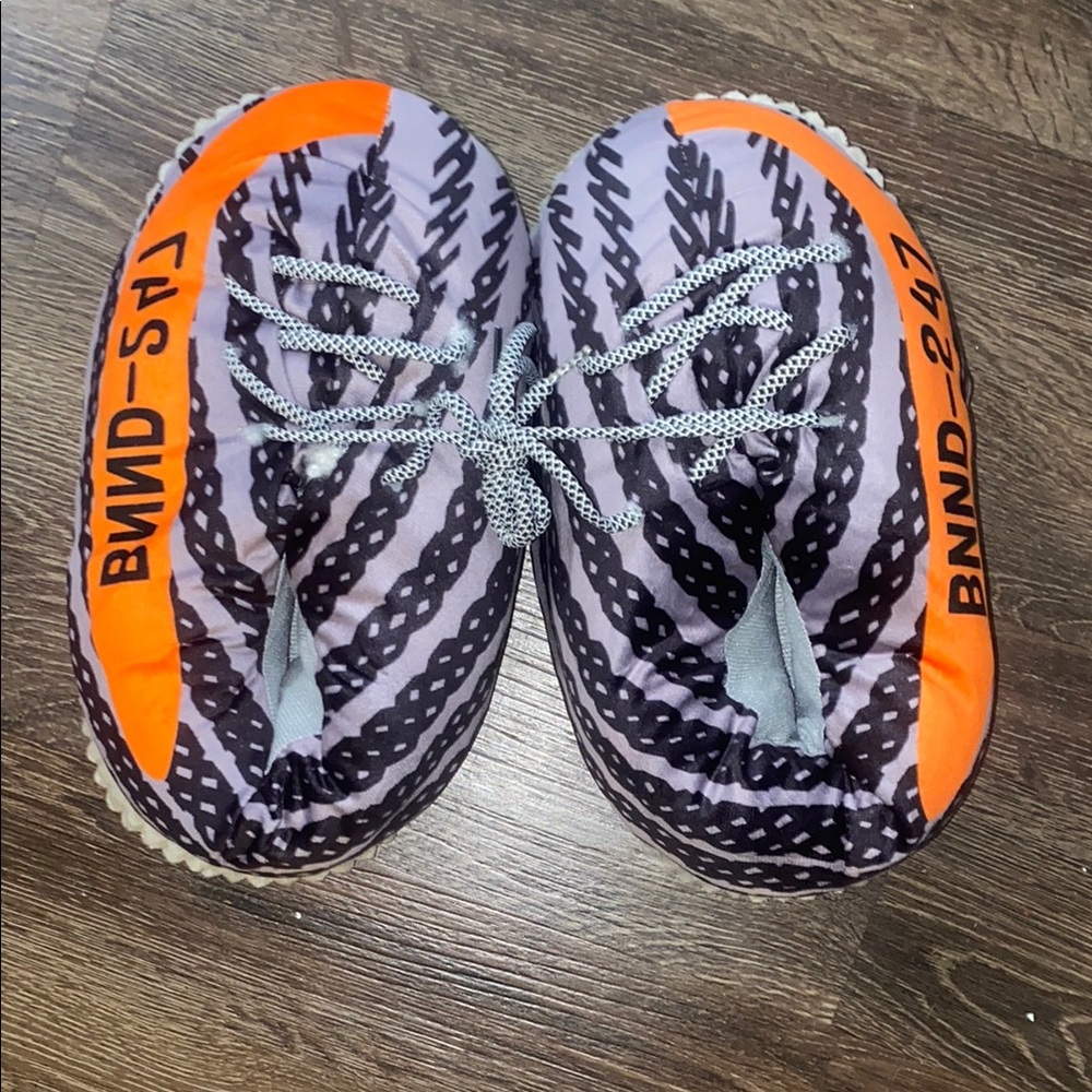 Yeezy style slippers